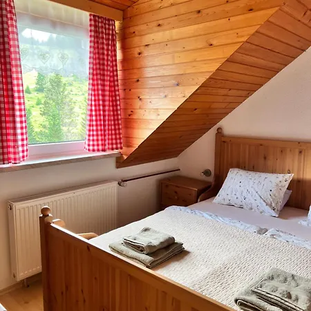 Lejlighed Apartma V Objemu Gora - Krvavec